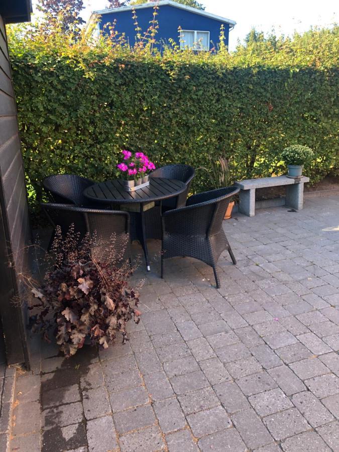 Nyistandsat Hojloftet Kaelderlejlighed Pa 70 M2 I Viborg Centrum, Med Plads Til 4 Personer エクステリア 写真